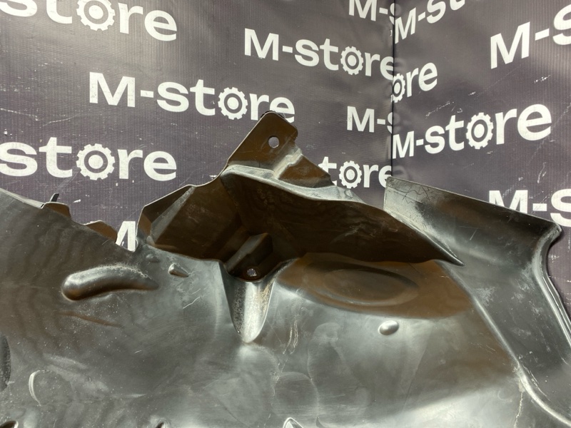 подкрылок, 4000 рублей, Красноярск