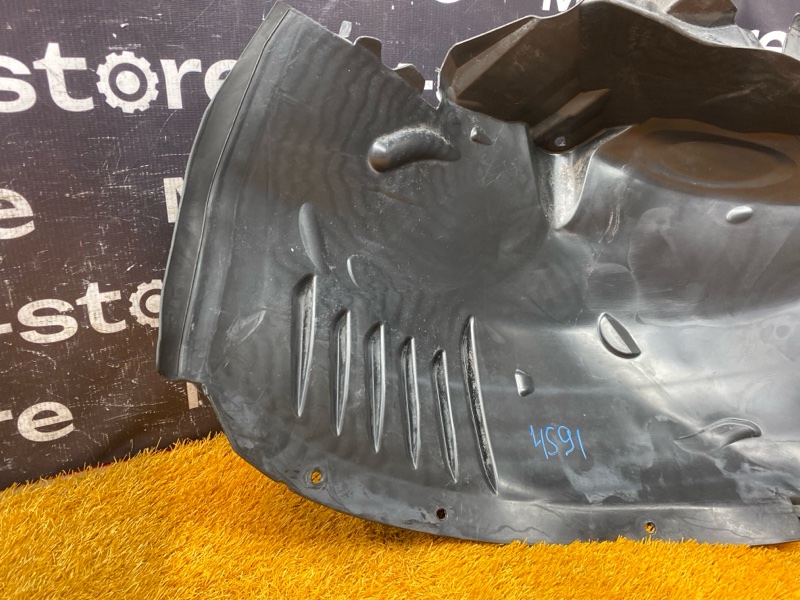 подкрылок, 4000 рублей, Красноярск