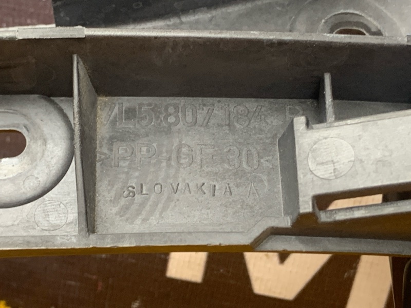 крепление бампера, 3000 рублей, Красноярск