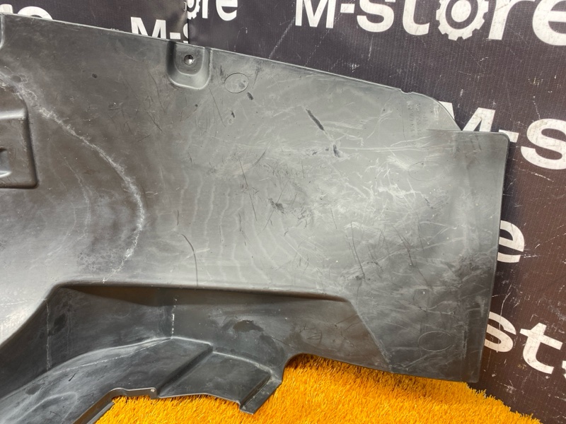 подкрылок, 2000 рублей, Красноярск