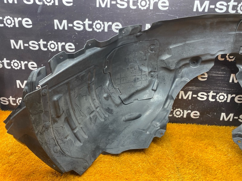 подкрылок, 9000 рублей, Красноярск