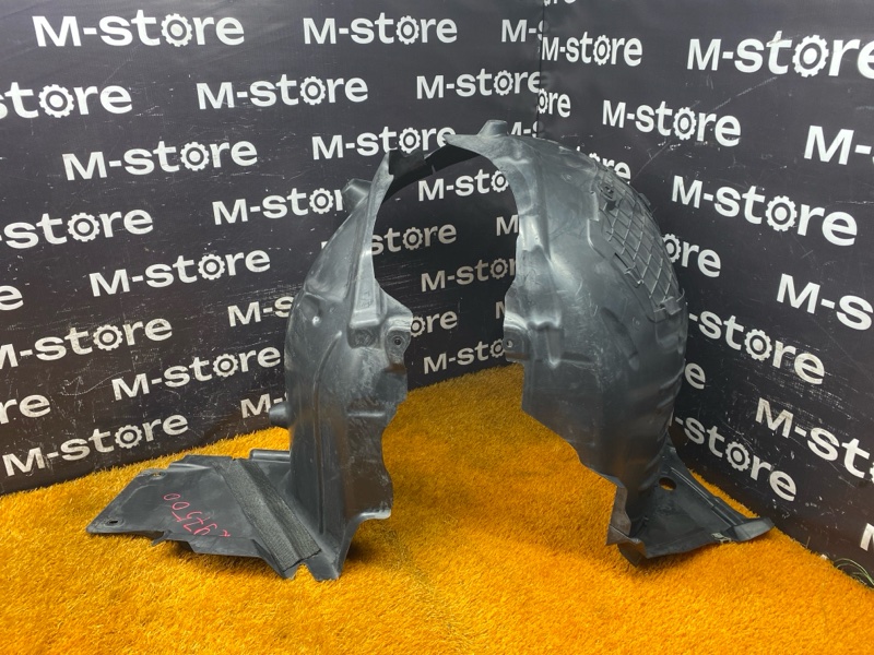 подкрылок, 9000 рублей, Красноярск