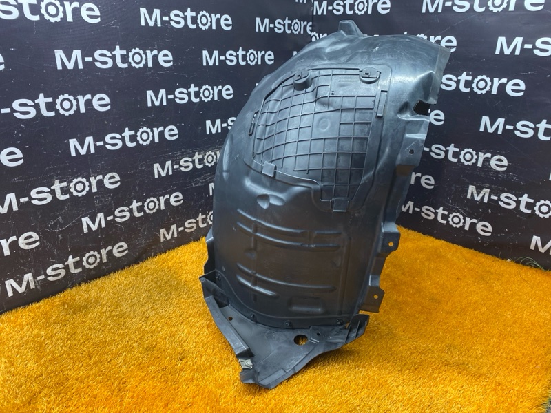 подкрылок, 9000 рублей, Красноярск