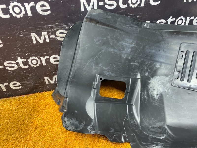 подкрылок, 4000 рублей, Красноярск