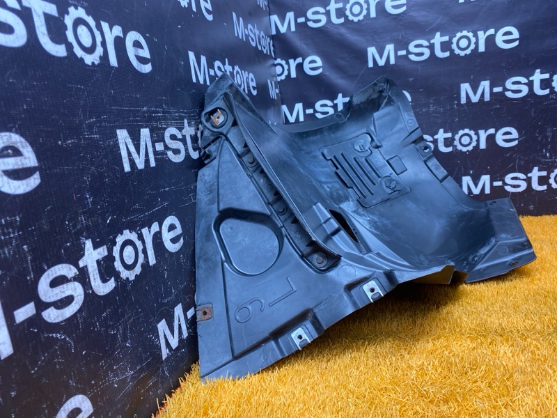 подкрылок, 4000 рублей, Красноярск