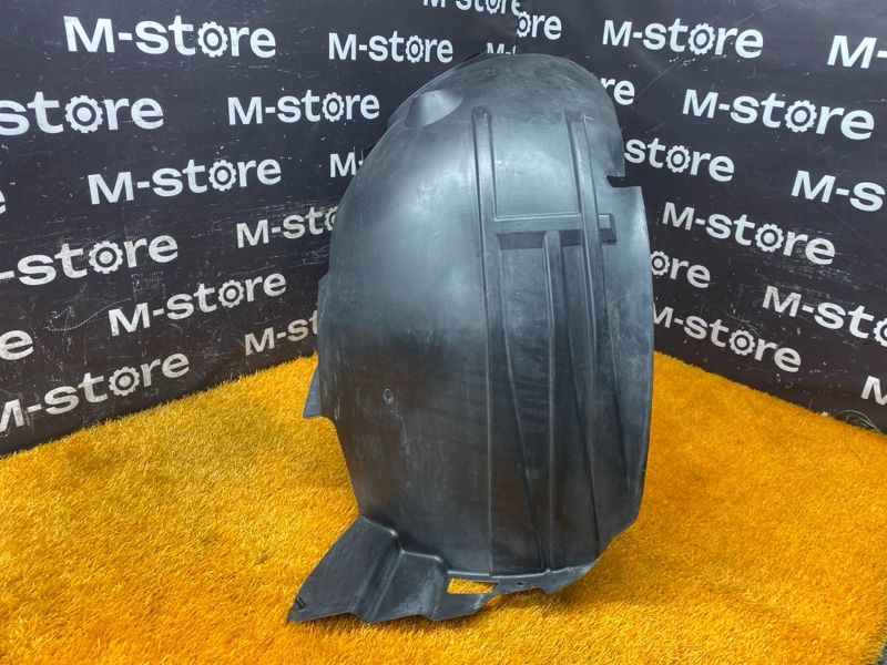 подкрылок, 8300 рублей, Красноярск