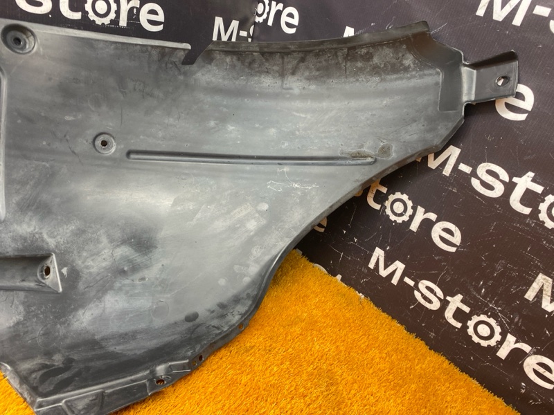 подкрылок, 5000 рублей, Красноярск