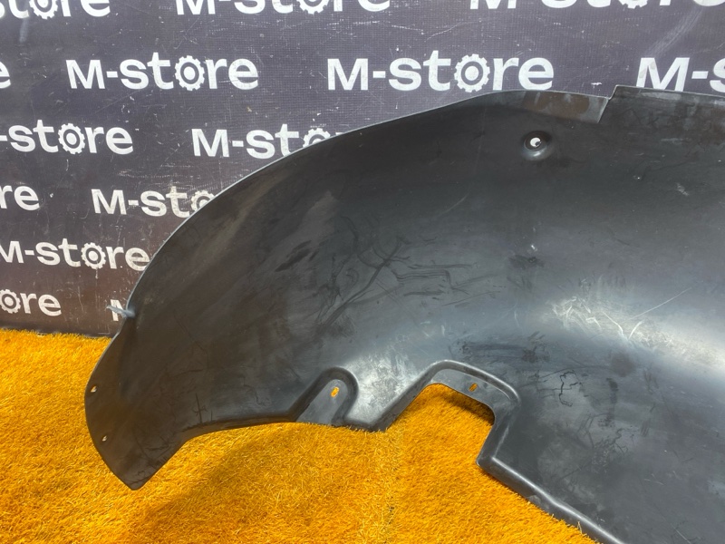 подкрылок, 1000 рублей, Красноярск