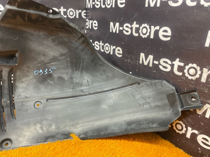 подкрылок, 5000 рублей, Красноярск