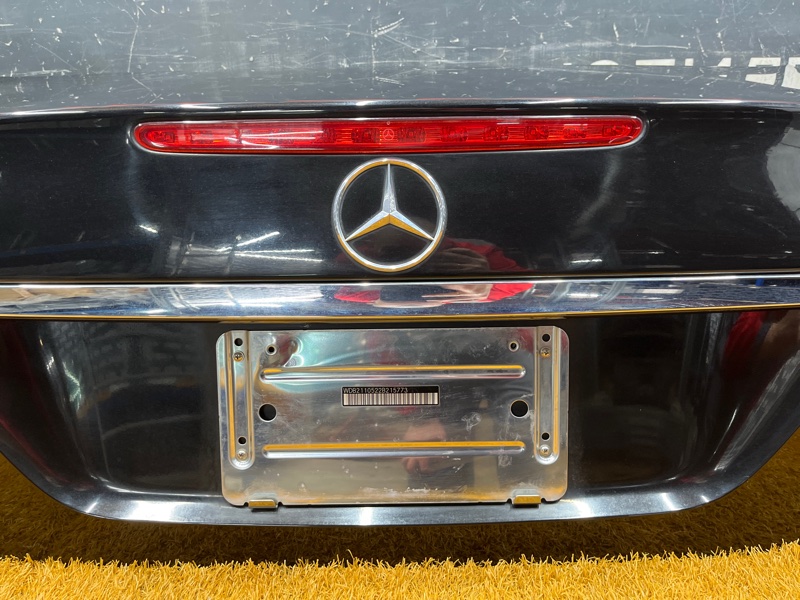 крышка багажника, 5000 рублей, Красноярск