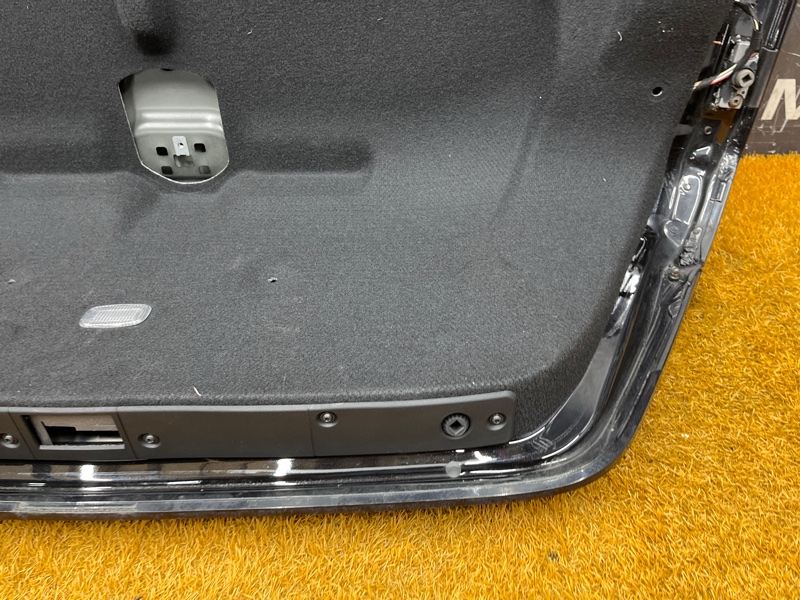 крышка багажника, 5000 рублей, Красноярск