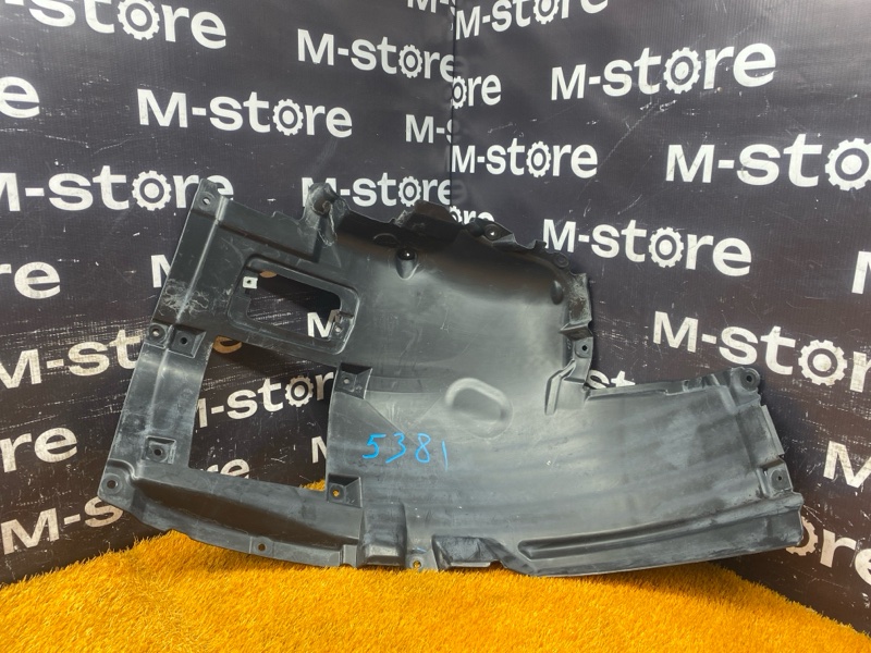 подкрылок, 3000 рублей, Красноярск