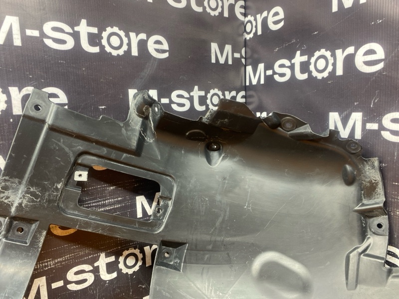 подкрылок, 3000 рублей, Красноярск