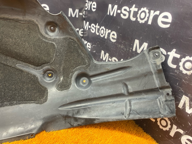 подкрылок, 5000 рублей, Красноярск