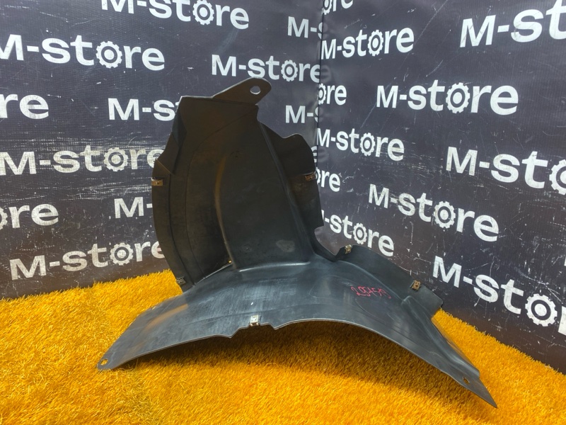 подкрылок, 3500 рублей, Красноярск