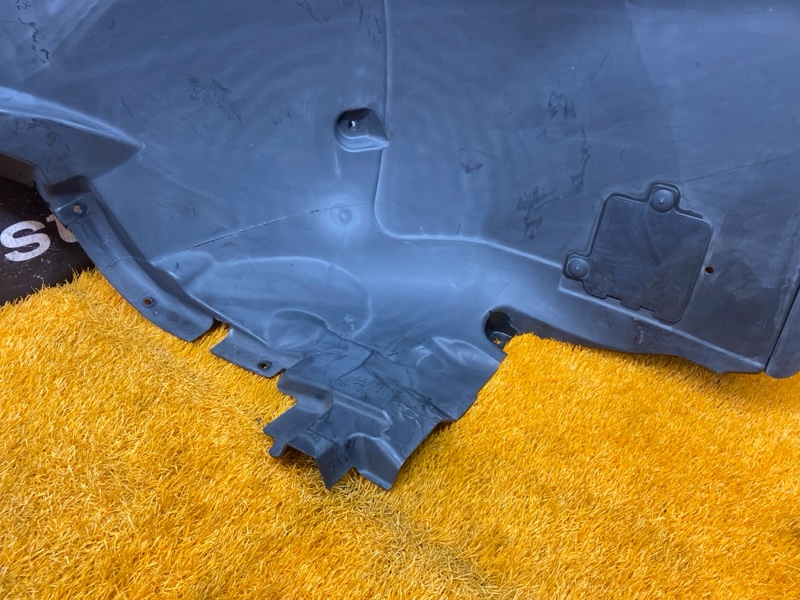 подкрылок, 5000 рублей, Красноярск