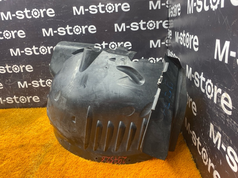 подкрылок, 4000 рублей, Красноярск