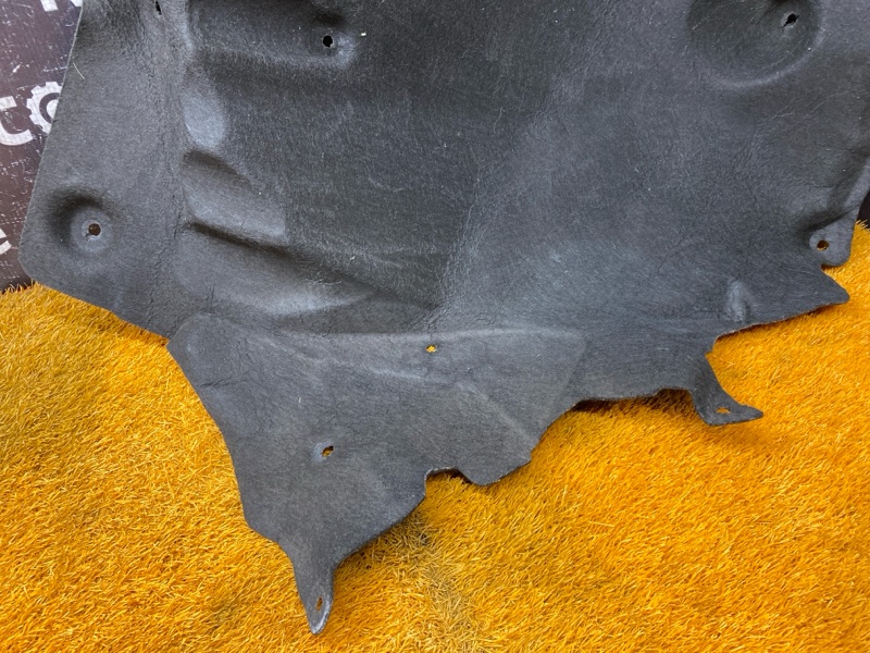 подкрылок, 2000 рублей, Красноярск