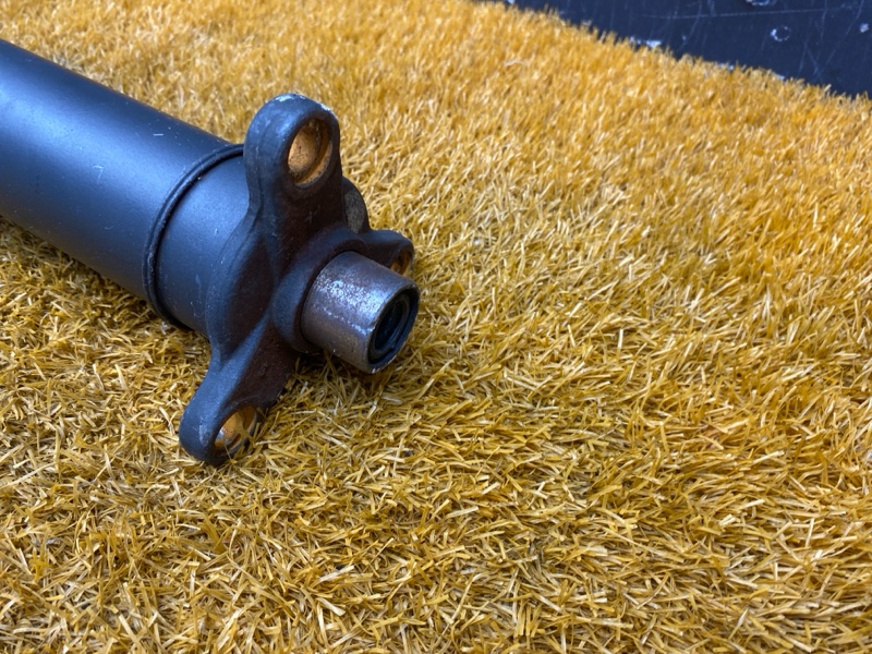 карданный вал, 4000 рублей, Красноярск