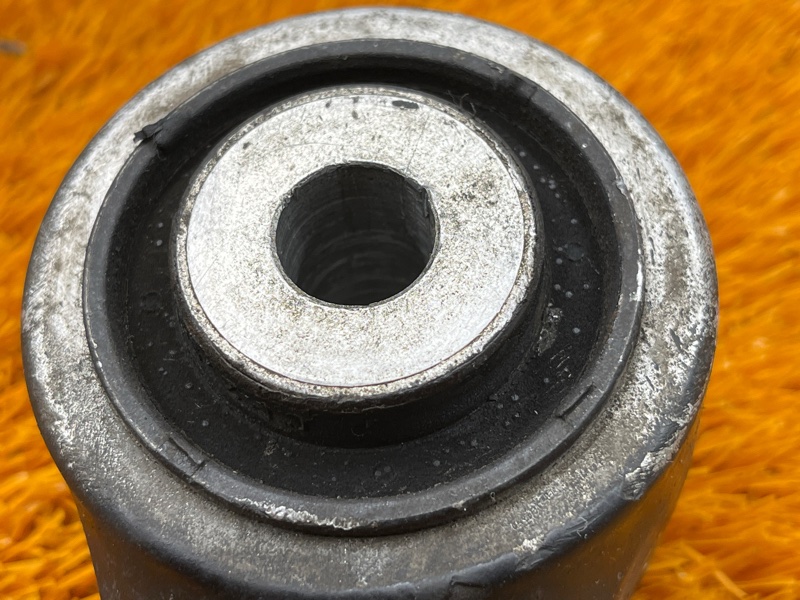 подушка редуктора, 300 рублей, Красноярск