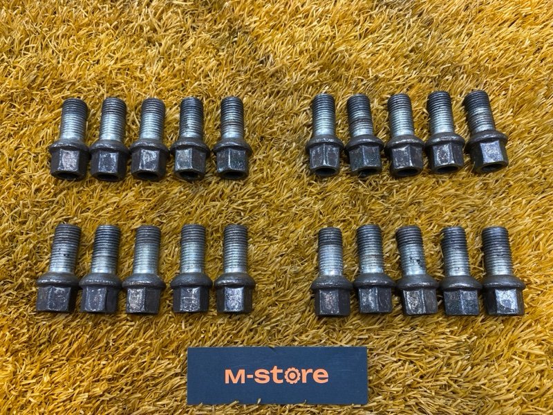 болт колесный, 2000 рублей, Красноярск