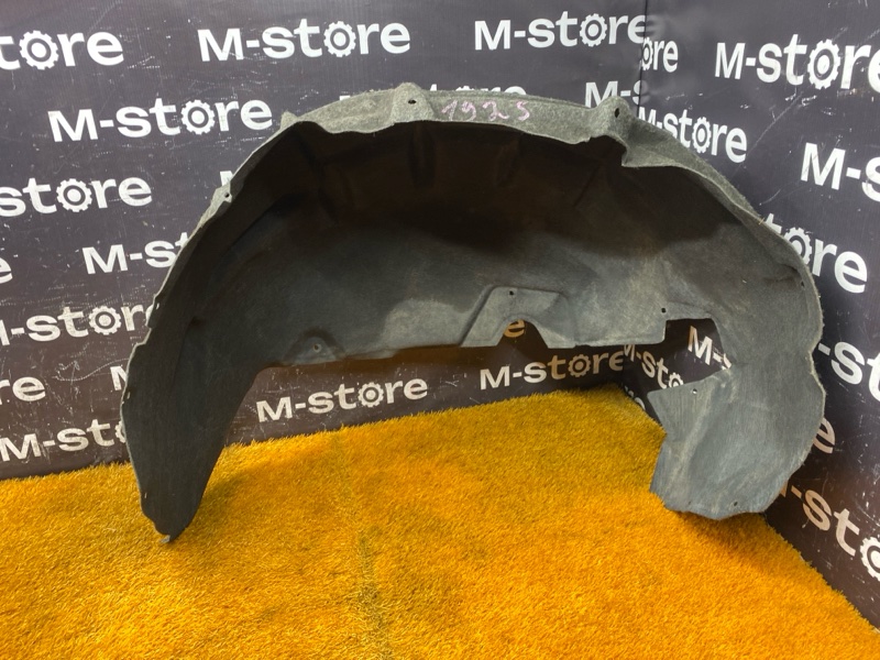 подкрылок, 1500 рублей, Красноярск