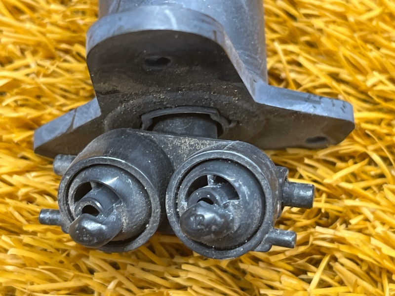 Форсунка омывателя фары, 2000 рублей, Красноярск