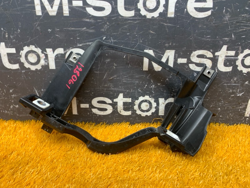 кронштейн фары, 2200 рублей, Красноярск