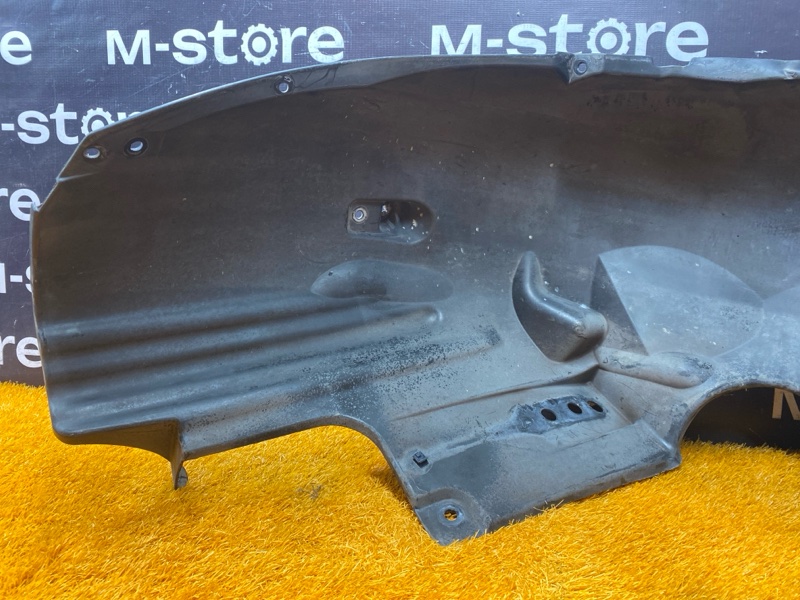 подкрылок, 500 рублей, Красноярск