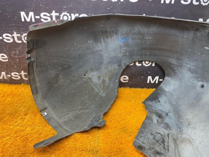 подкрылок, 1300 рублей, Красноярск