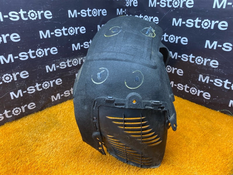 подкрылок, 300 рублей, Красноярск