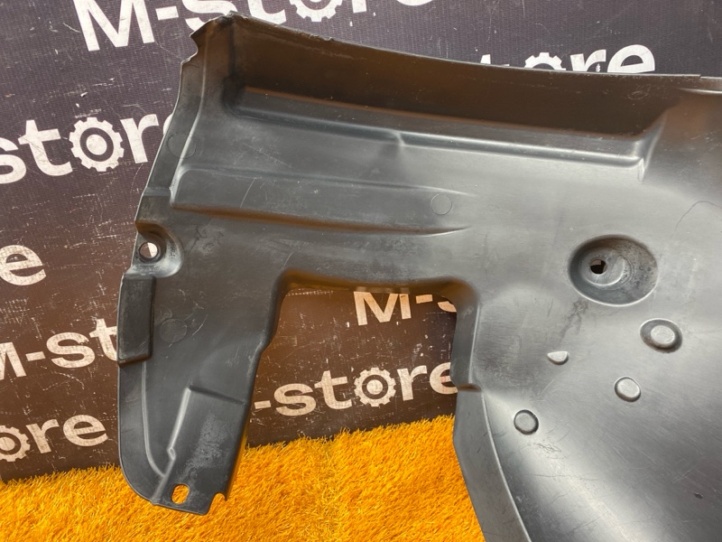 подкрылок, 300 рублей, Красноярск