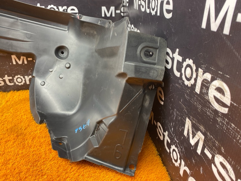 подкрылок, 300 рублей, Красноярск