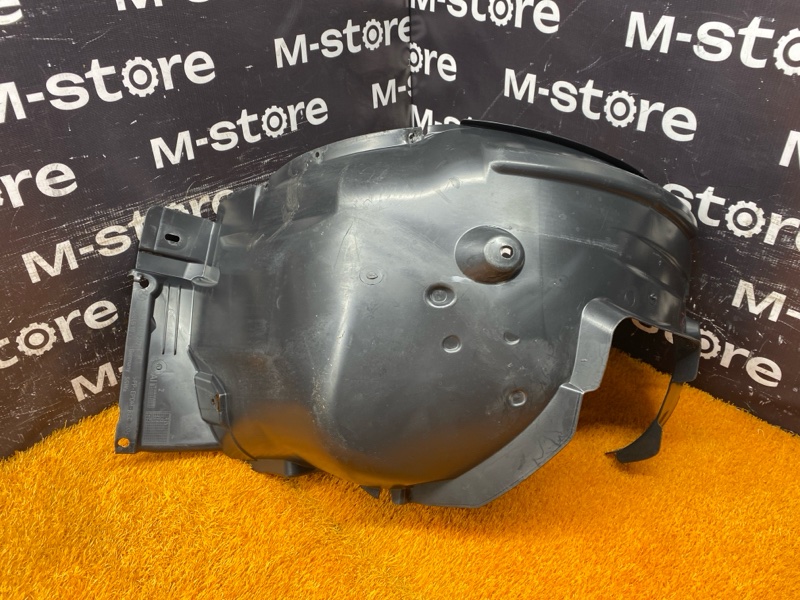 подкрылок, 300 рублей, Красноярск