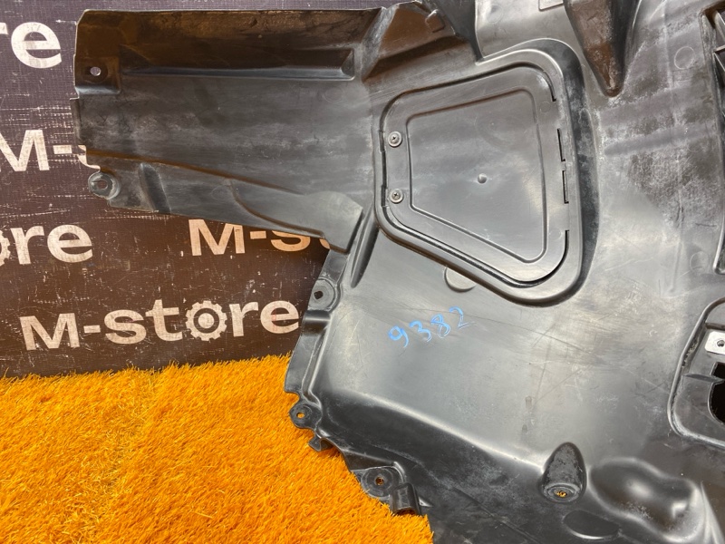 подкрылок, 4500 рублей, Красноярск