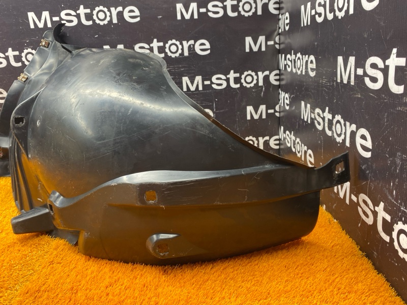 подкрылок, 1000 рублей, Красноярск