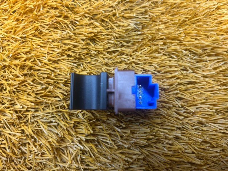 Кнопка открывания багажника, 800 рублей, Красноярск