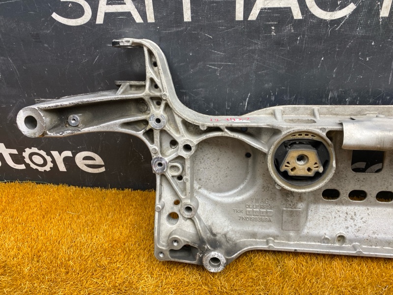 Балка поперечная (подрамник), 4500 рублей, Красноярск