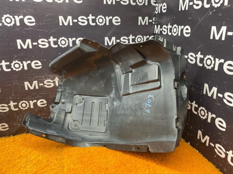 подкрылок, 4000 рублей, Красноярск