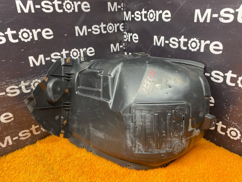 подкрылок, 4000 рублей, Красноярск