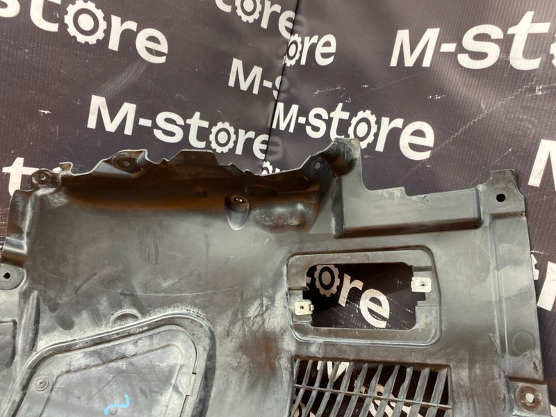 подкрылок, 4500 рублей, Красноярск