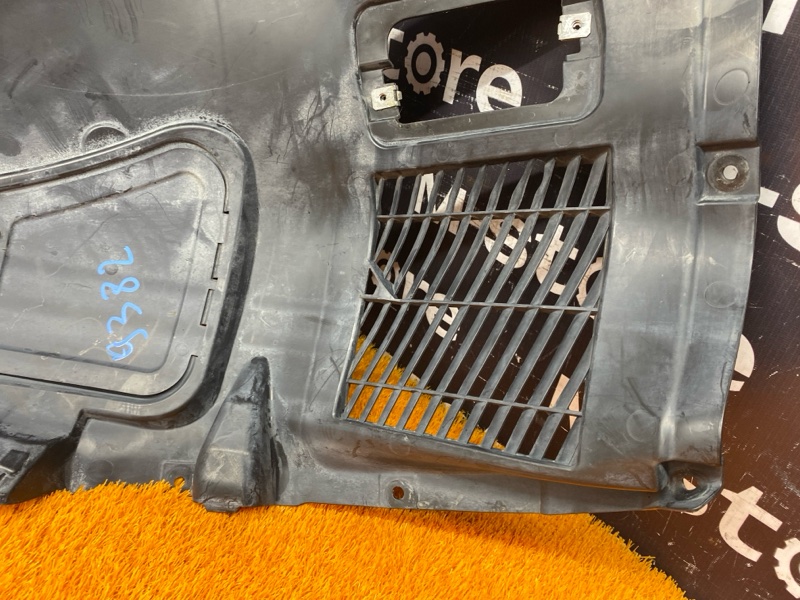 подкрылок, 4500 рублей, Красноярск