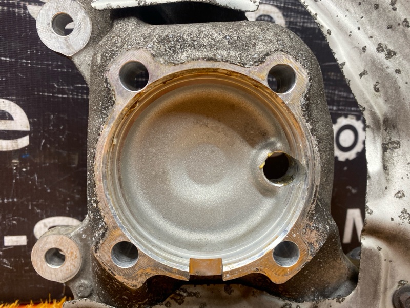 кулак поворотный, 500 рублей, Красноярск