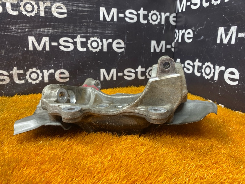 кулак поворотный, 500 рублей, Красноярск