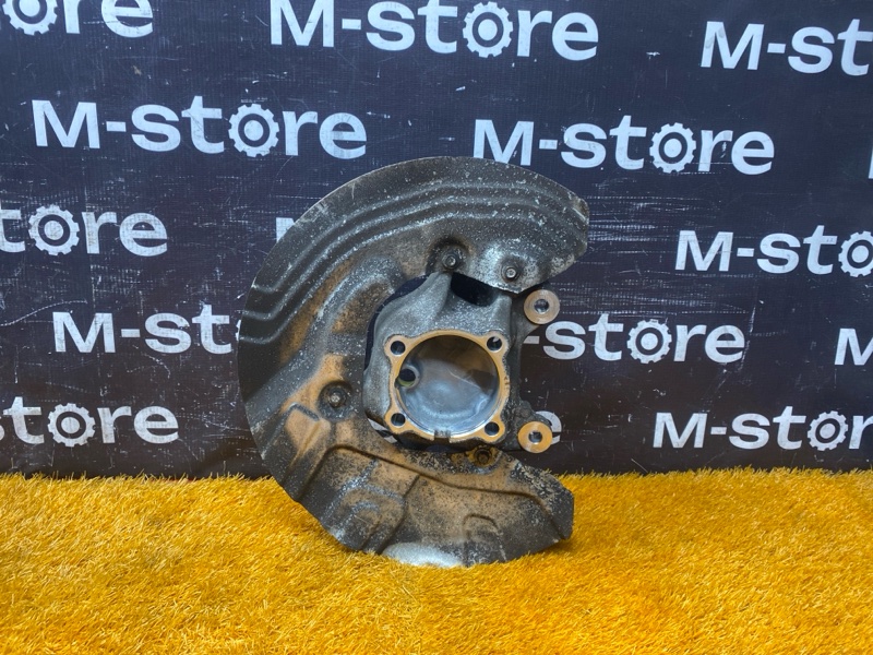 кулак поворотный, 2000 рублей, Красноярск