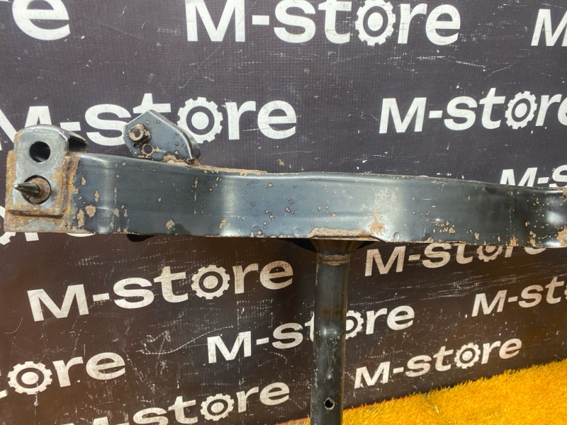 Балка поперечная (подрамник), 2000 рублей, Красноярск