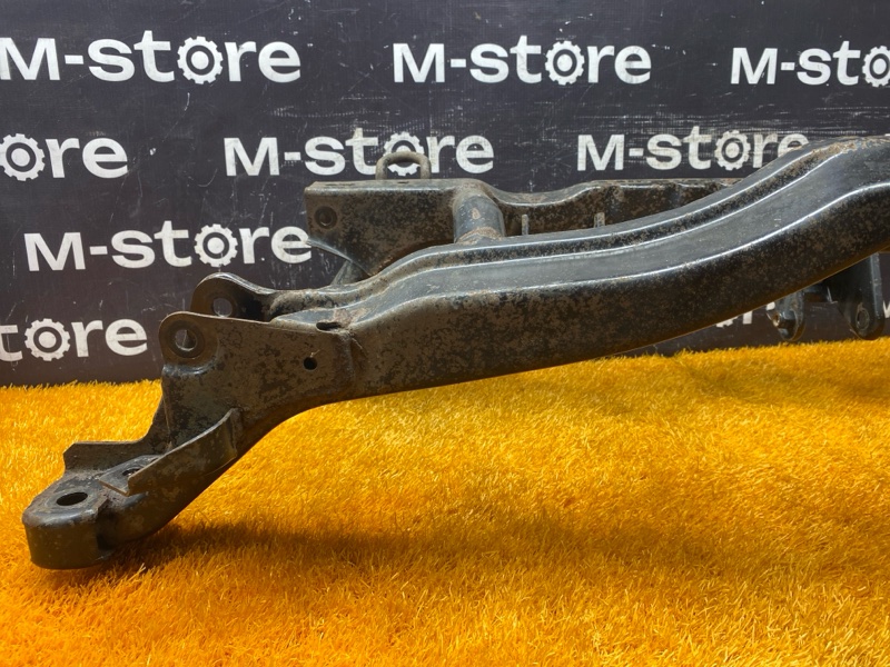 Балка поперечная (подрамник), 2000 рублей, Красноярск