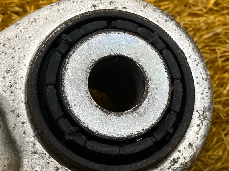 Рычаг подвески верхний, 1000 рублей, Красноярск