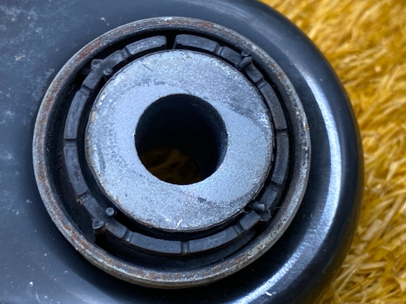 Рычаг подвески нижний, 1000 рублей, Красноярск