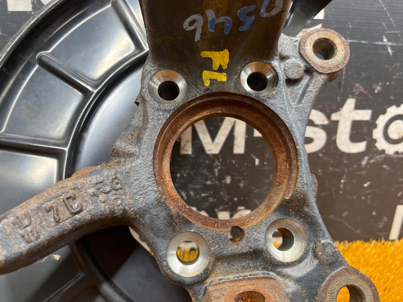 кулак поворотный, 1200 рублей, Красноярск